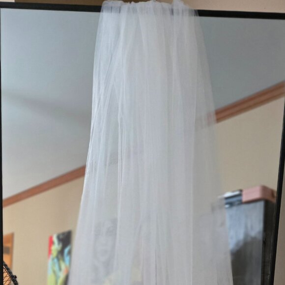 Essense of Australia Wedding Dress Style D3763 - Picture 13 of 15